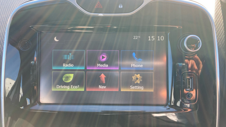 Renault Clio 1.2 16V Dynamique Nav 5dr Petrol Hatchback